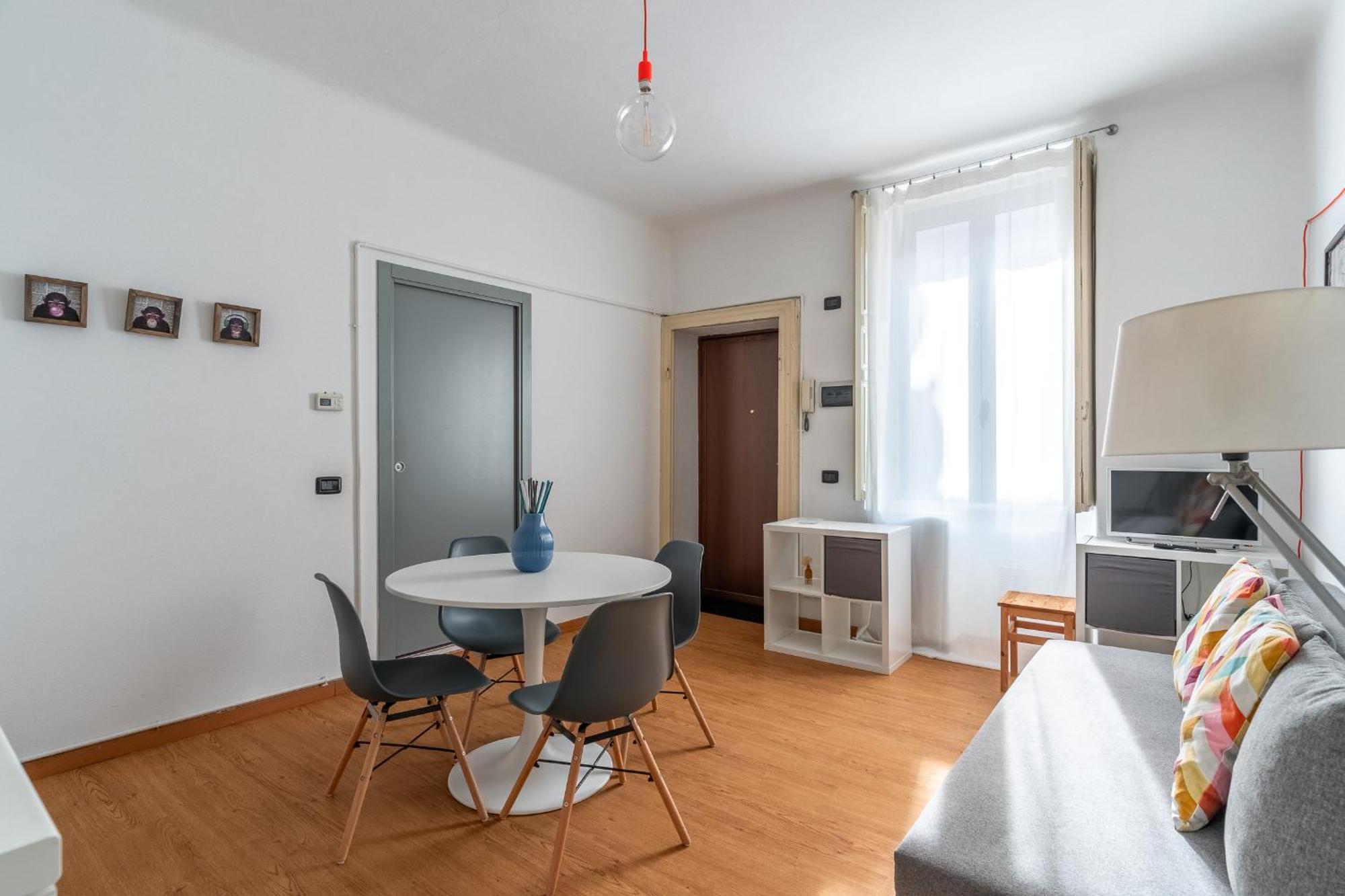 Ludo's Navigli Apartment *
