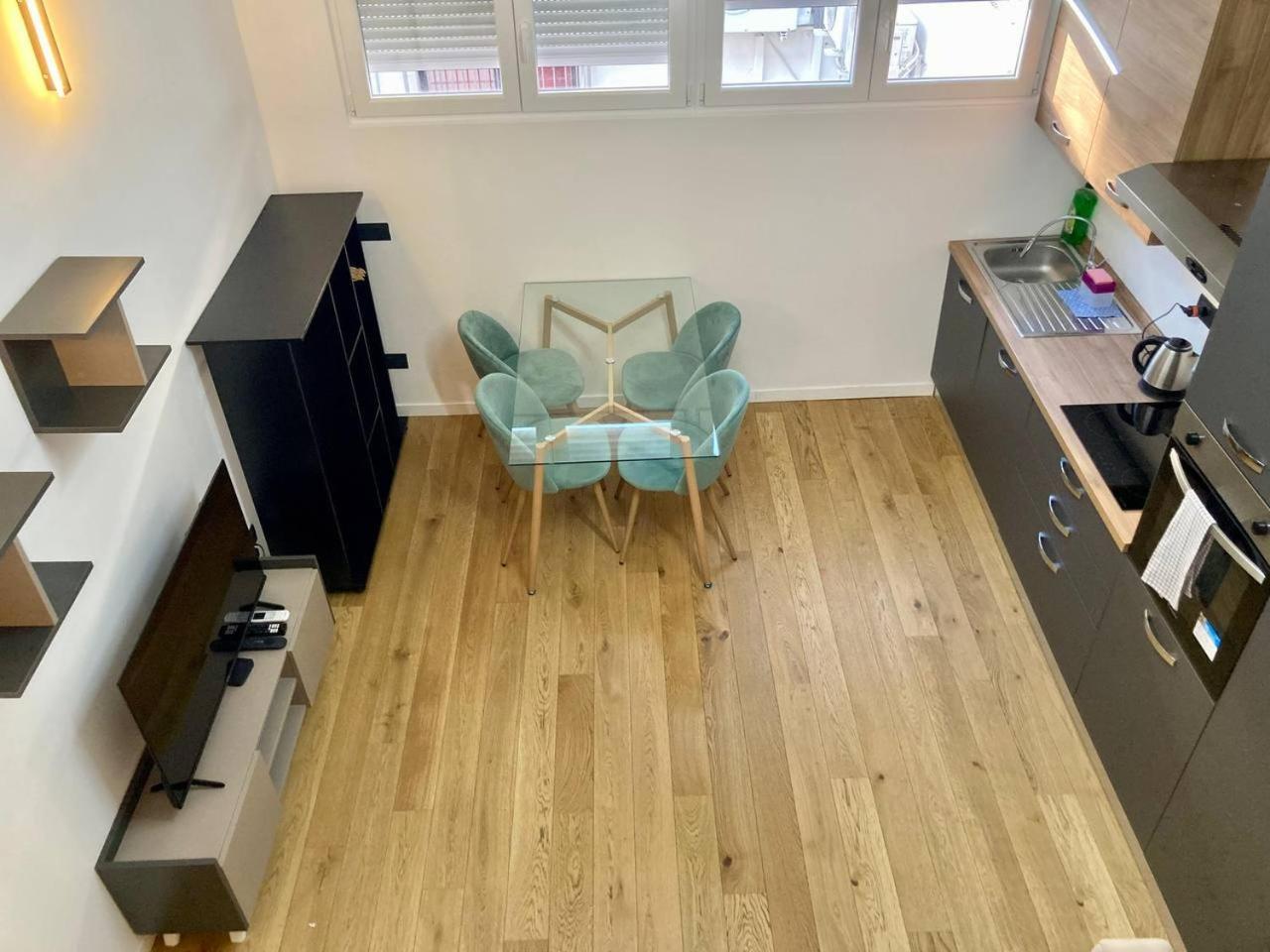 Modern 3 Bedrooms Apartment Milan