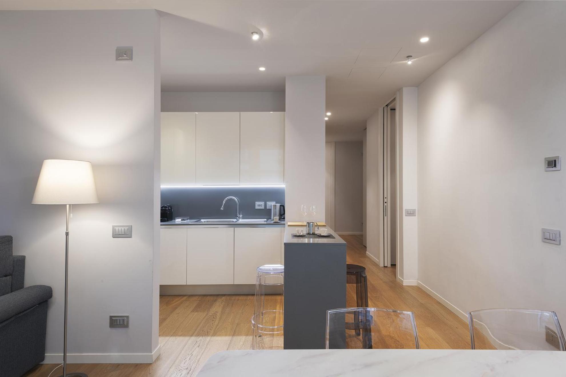 Apartment Fifty Eight Duomo Two Bedrooms Milan