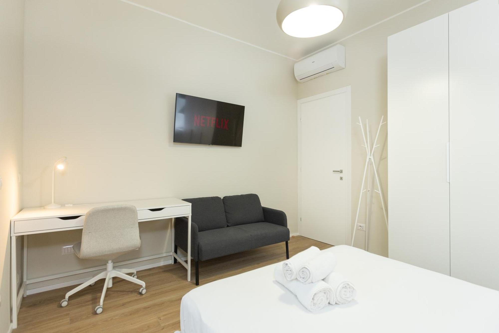 Dreams Exclusive With Terrace - Free Parking - M1 Station - Near Center Apartment *