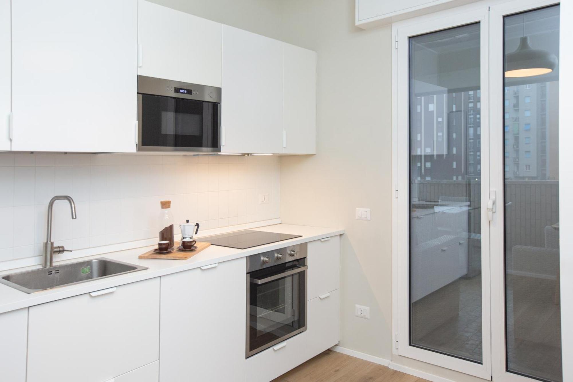Dreams Exclusive With Terrace - Free Parking - M1 Station - Near Center Apartment
