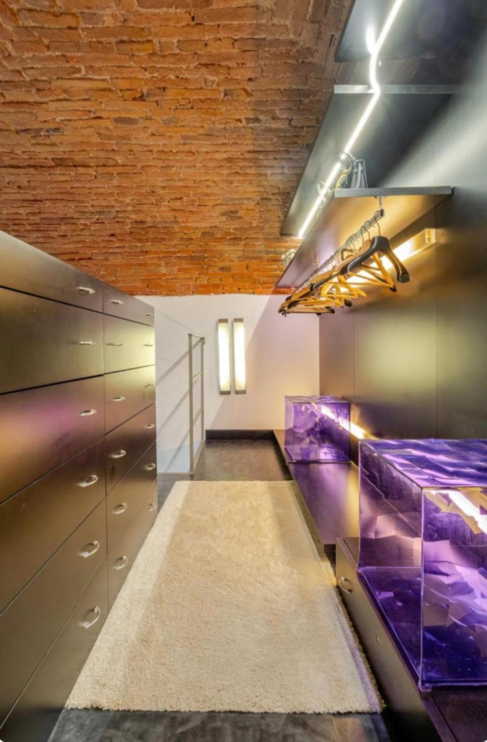 San Babila Loft Esclusivo With Parking Apartment Milan