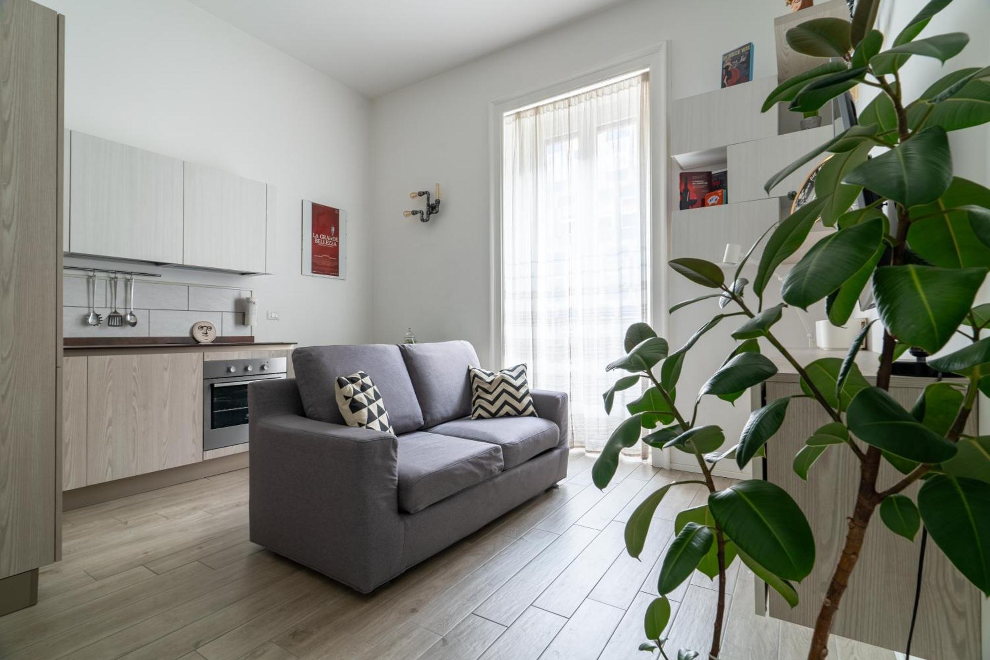 Cinema Station - 10 Mins Citycenter Apartment