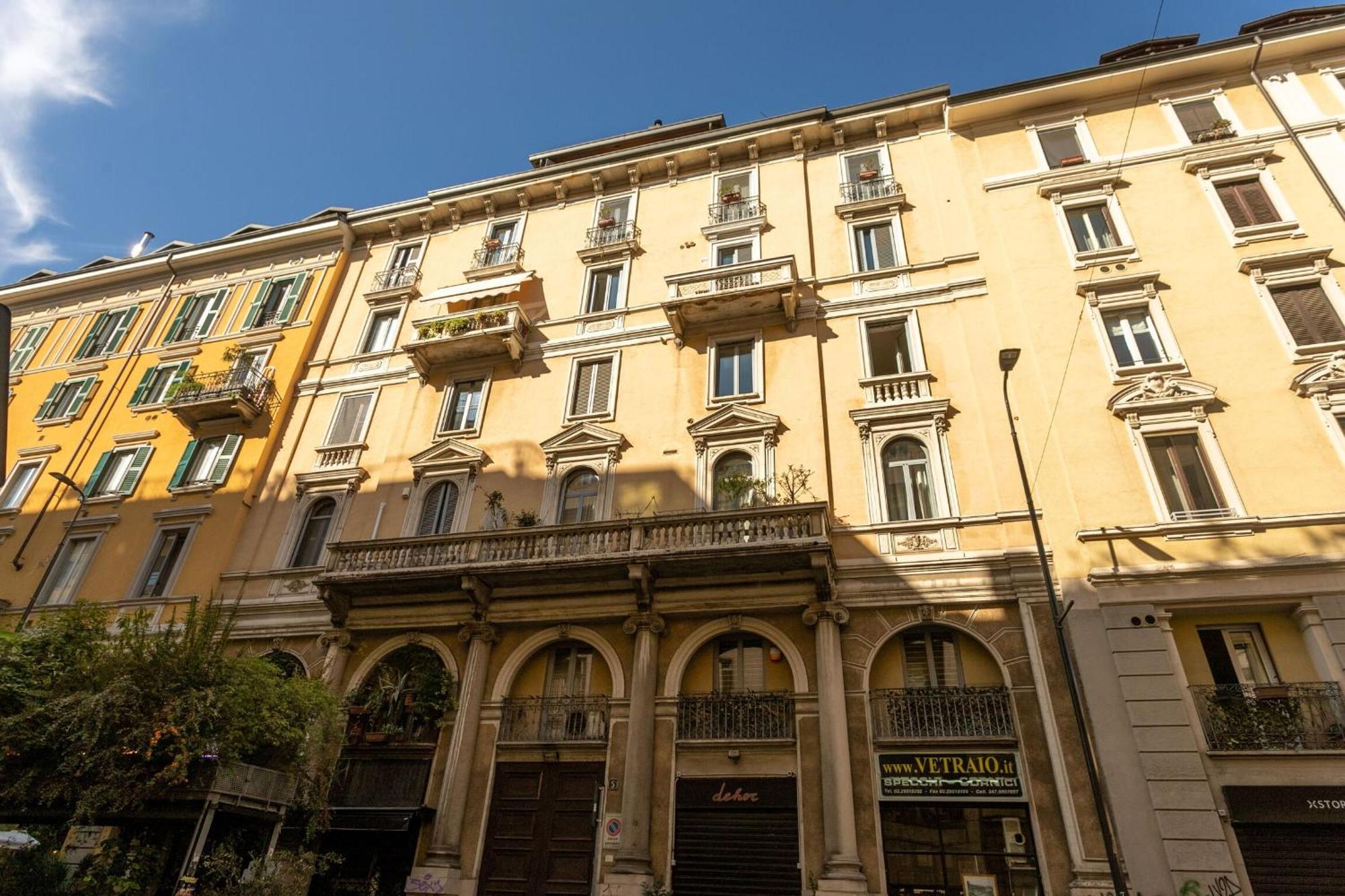 Apartment Lecco By Halldis Milan