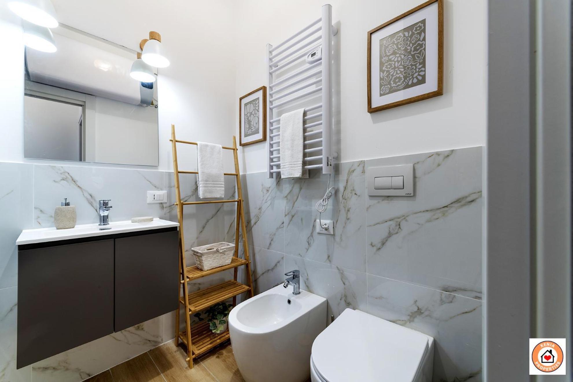 Borgo Milanese - Bocconi 15 Minuti Apartment *