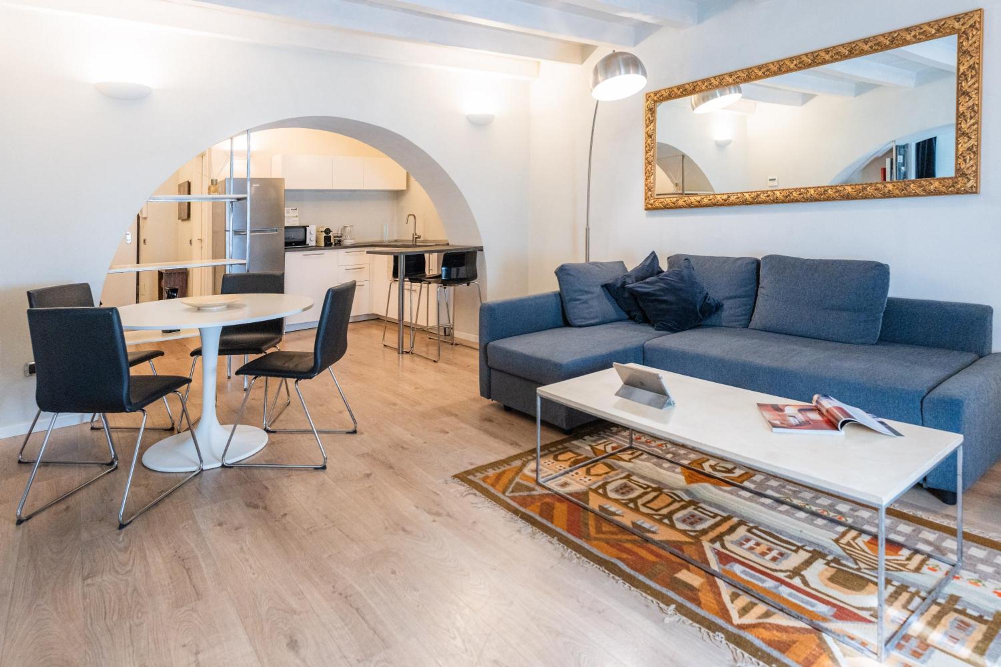 Eleganza Design Corso Porta Garibaldi - 80 Mq Apartamento *