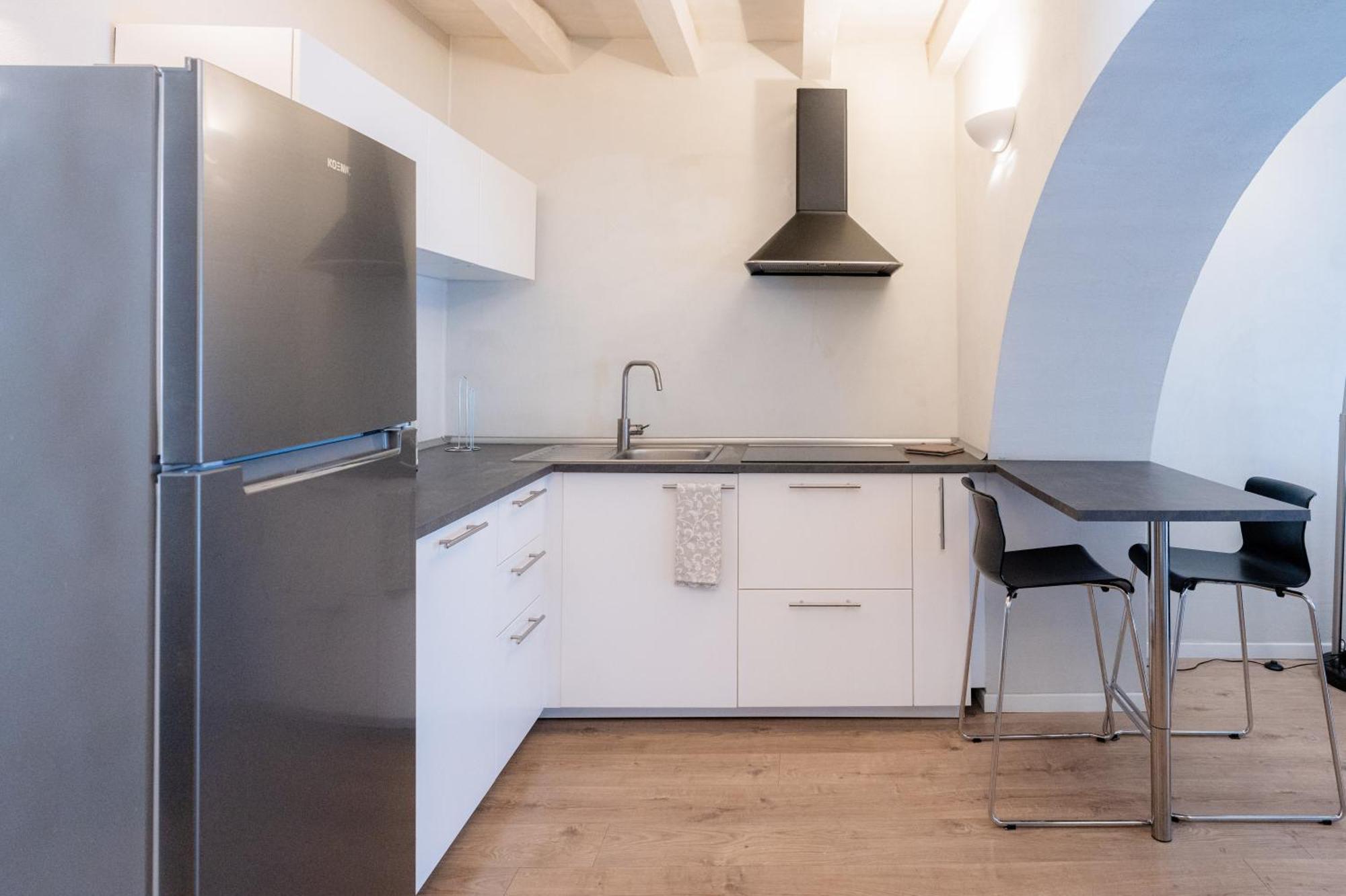 Eleganza Design Corso Porta Garibaldi - 80 Mq Apartamento