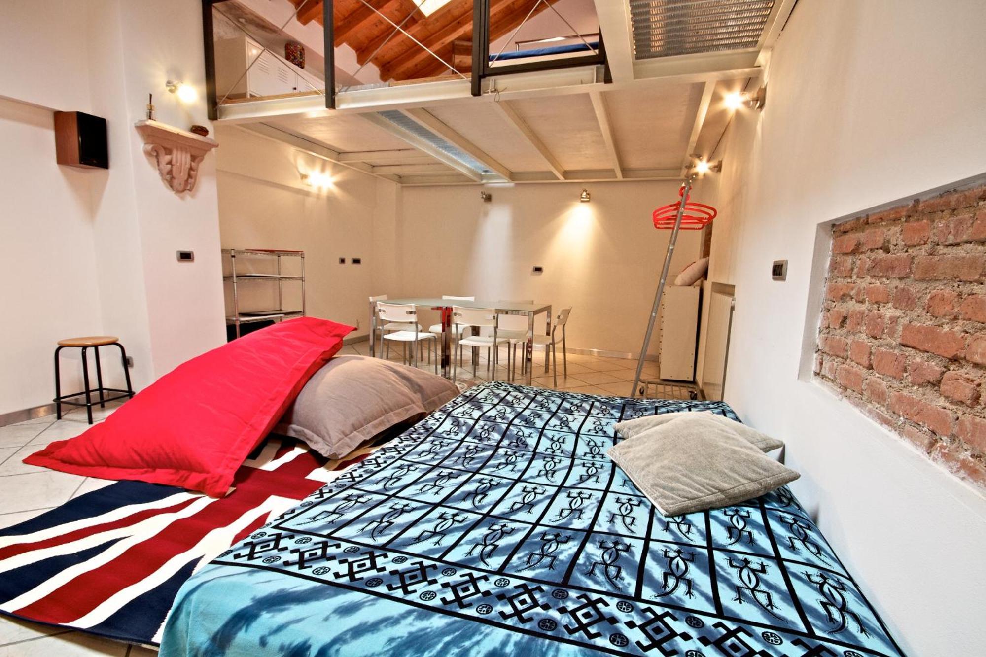 A Loft - Metro Centro- 5 Posti * Milano