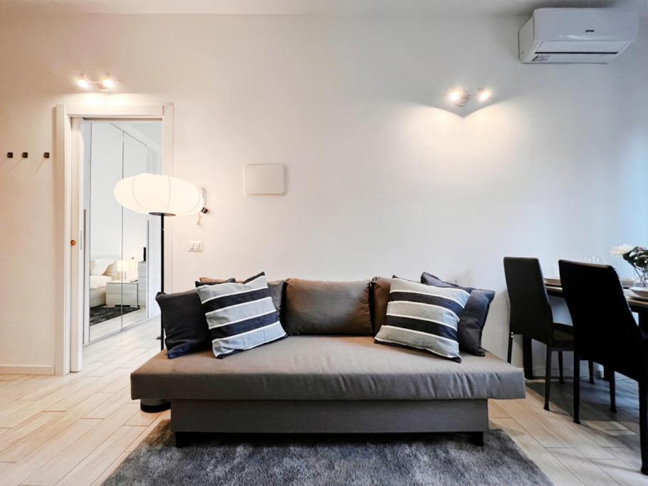 20 Min Duomo - Modern Apartment Milan