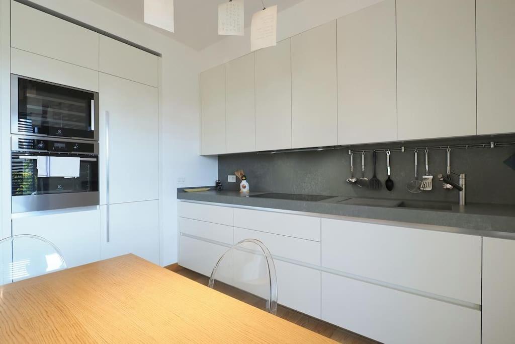 Contempora - Elegante Trilocale In Citylife - Boezio 20 Apartment *