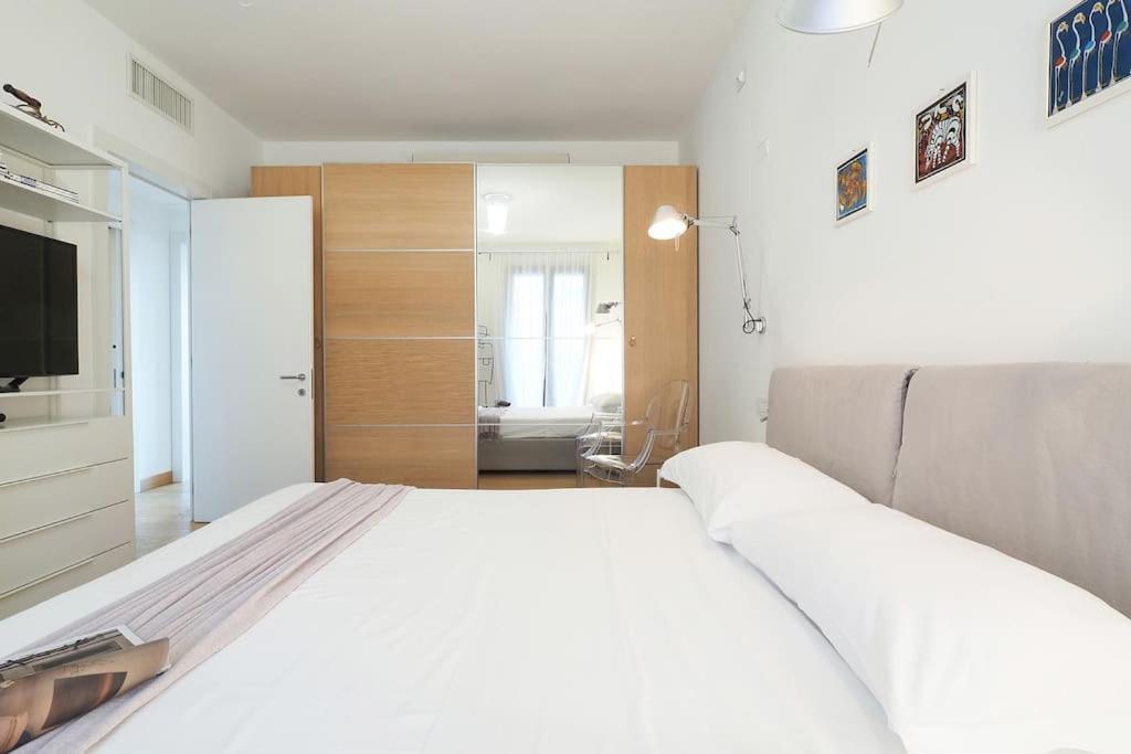 Contempora - Elegante Trilocale In Citylife - Boezio 20 Apartment Milan