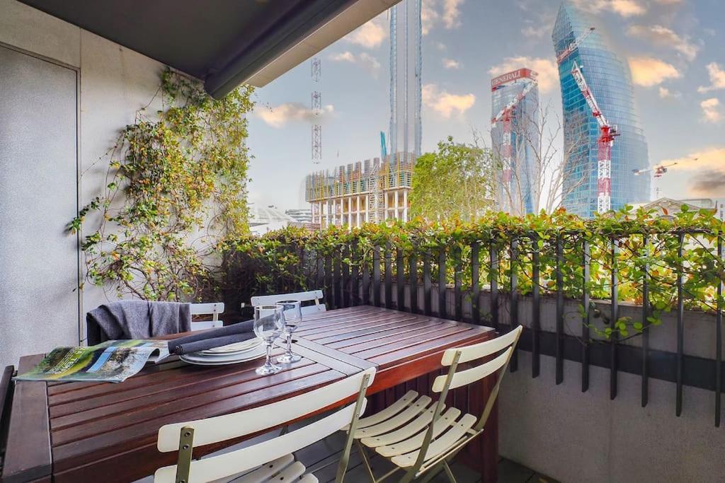 Contempora - Elegante Trilocale In Citylife - Boezio 20 * Milan