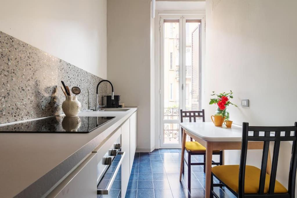 Casa Dina - Monolocale Washington De Angeli Appartamento Milano