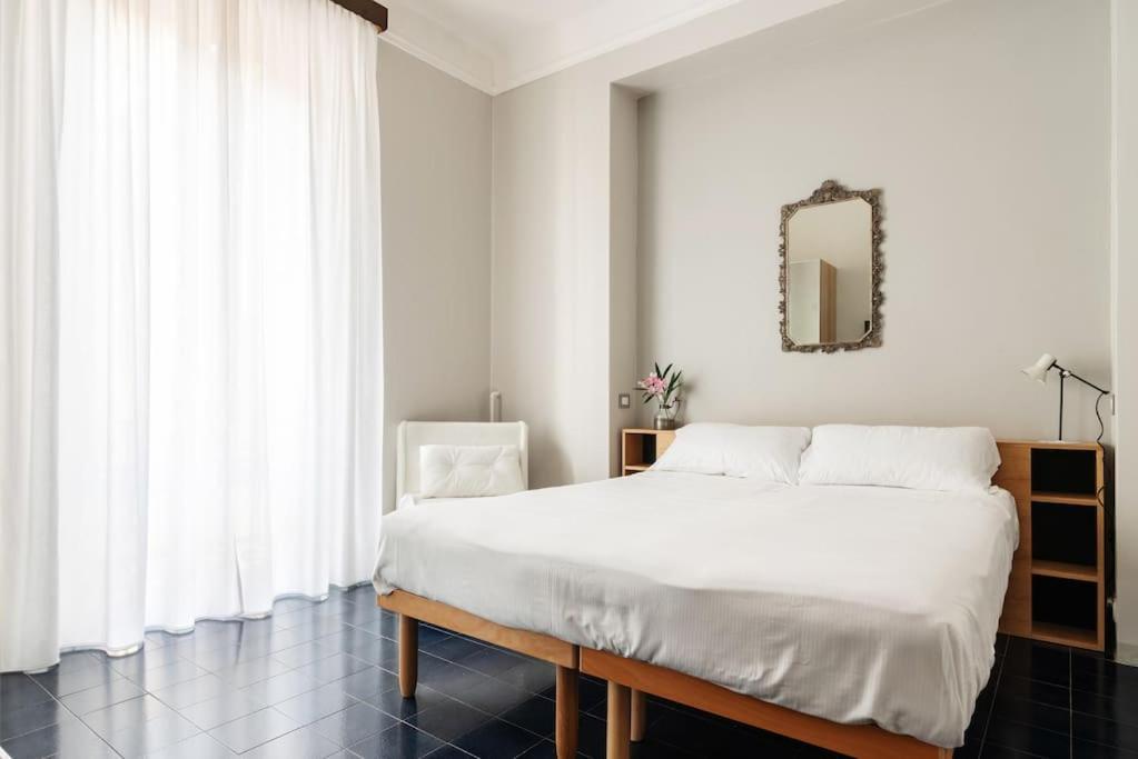 Casa Dina - Monolocale Washington De Angeli Milano