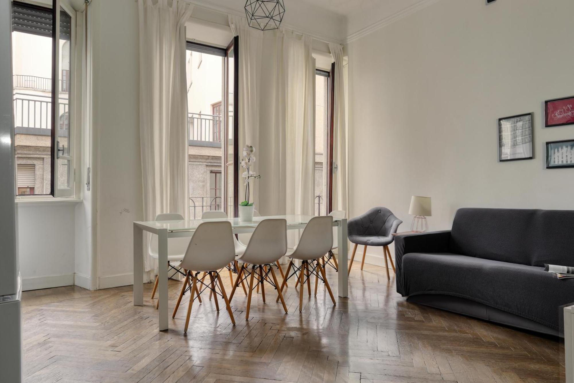 Chic Joivy Flats In The Centre Apartment Milan