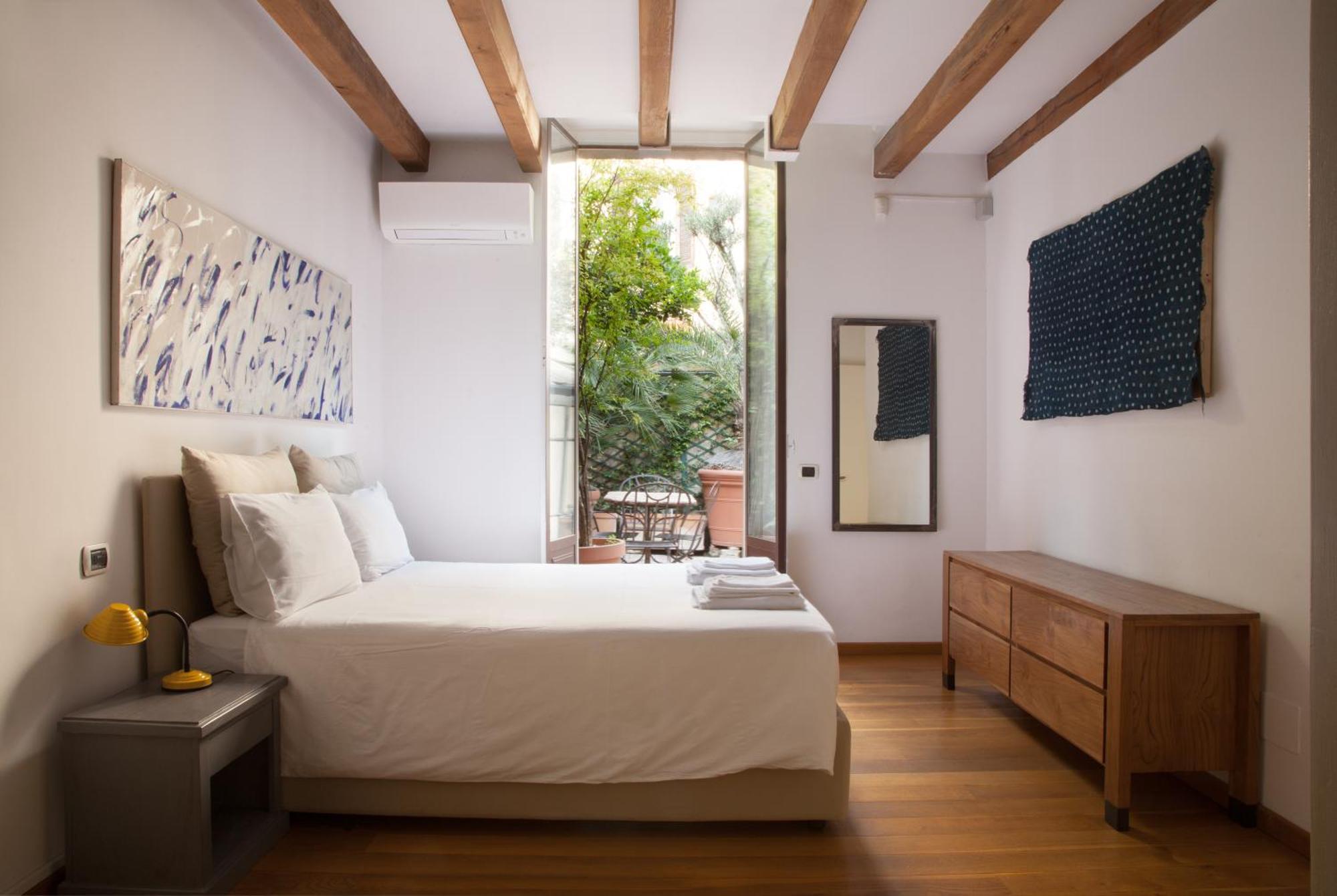 Apartment Wprelais Palm Fronds *