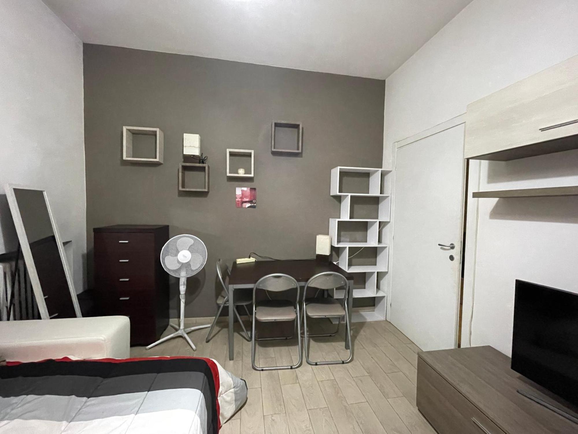 The Red Apartment2 Bed & Breakfast Milan
