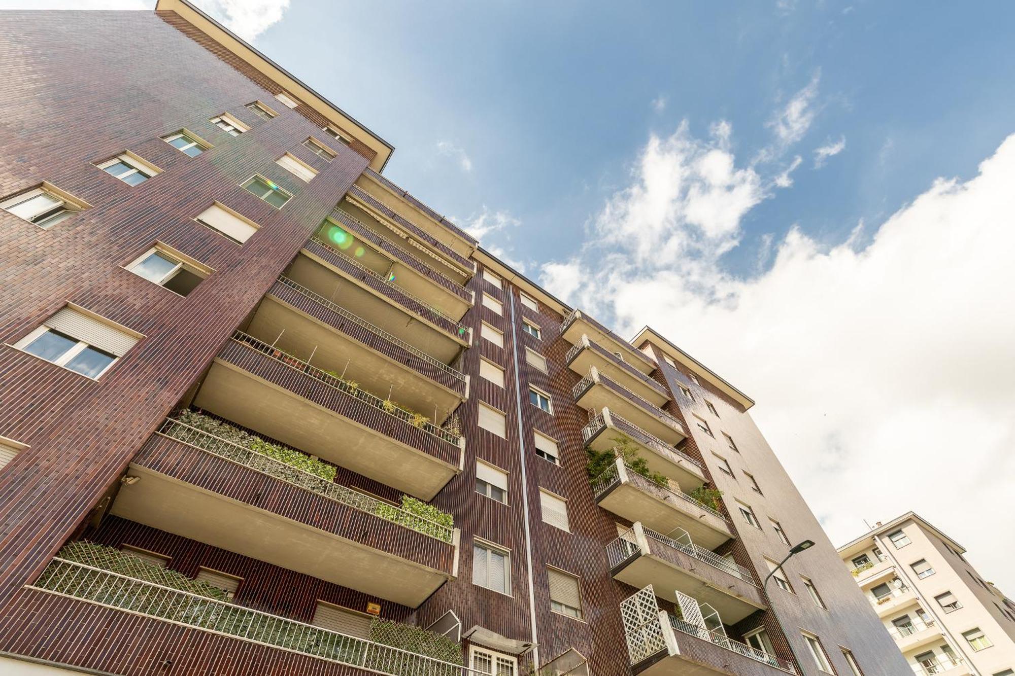 Apartment Casa B!- Rifugio Artistico Giambellino M4 Milan