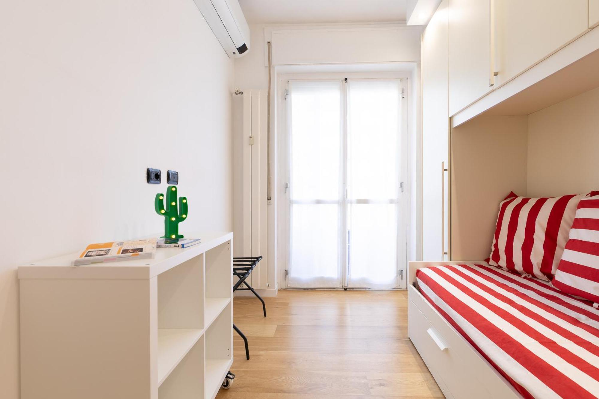 Casa B!- Rifugio Artistico Giambellino M4 Milan