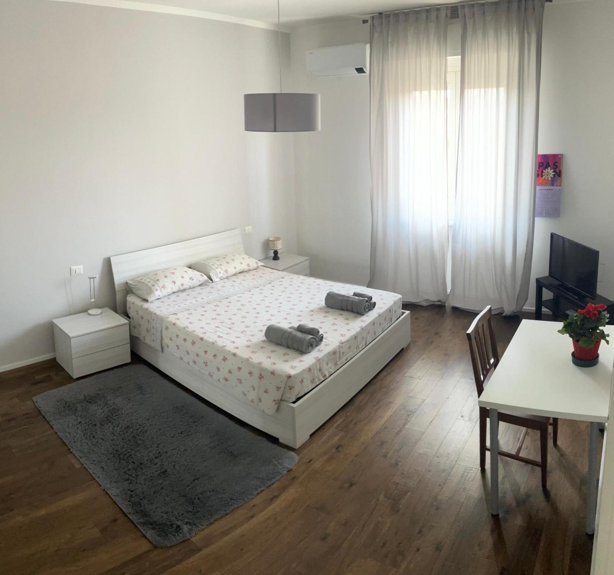 Cozy Shared Restroom In San Siro - Citylife Guest house