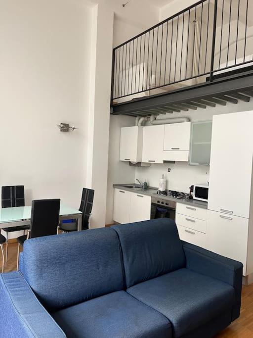 Loft Industrial Revival Holiday home Milan