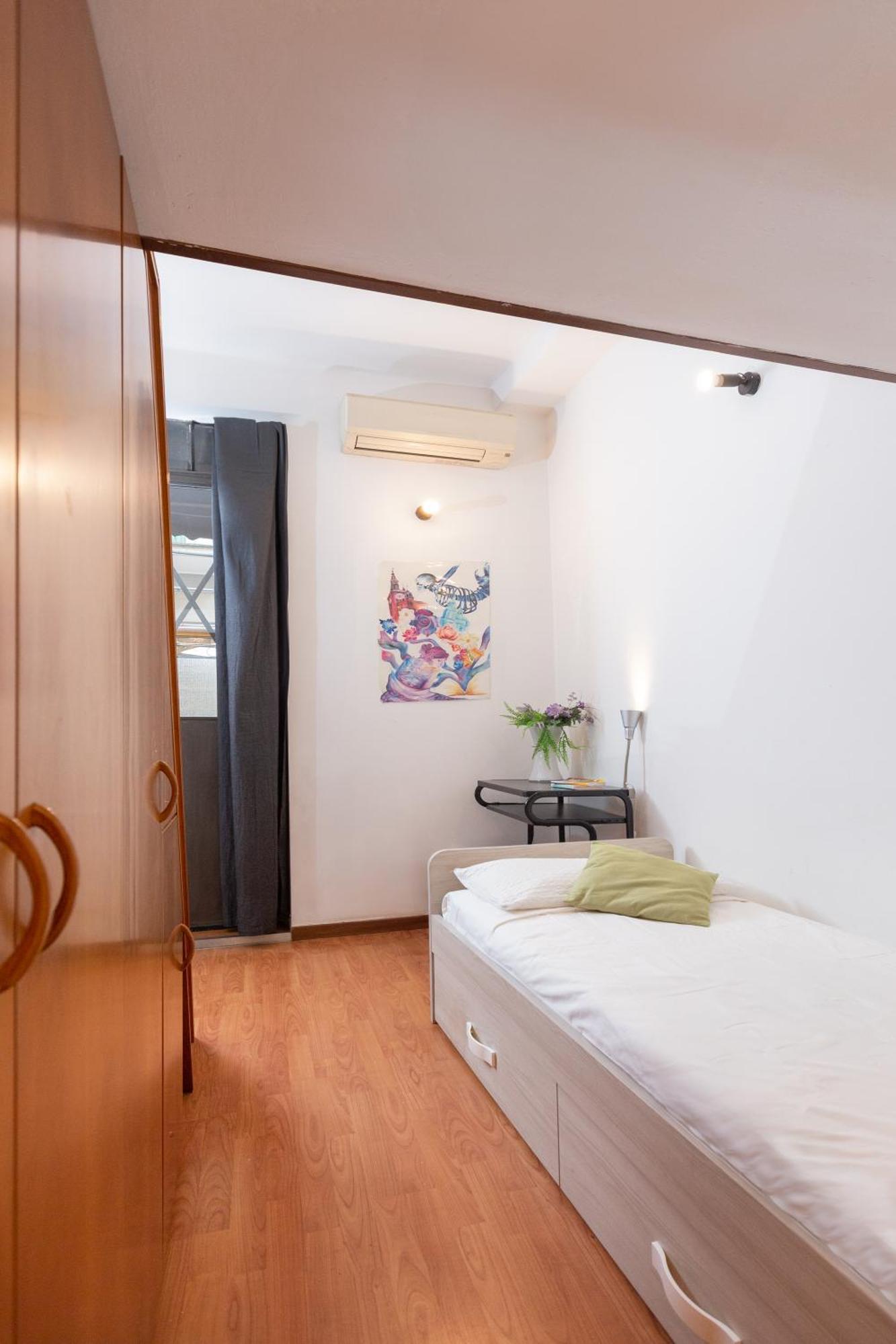 Soft Colors Exclusive - Navigli District - M2 * Milan