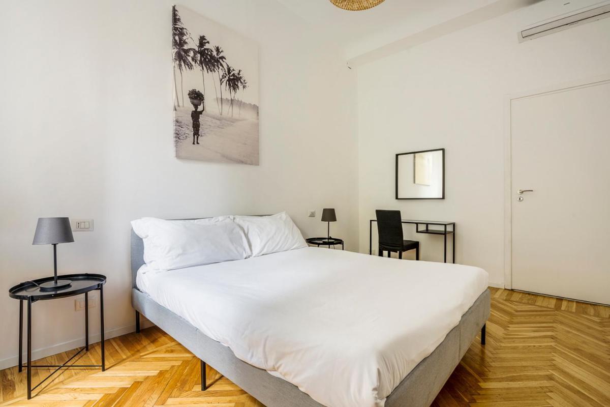 Luxury 4 Bedrooms Close To Duomo Apartment *