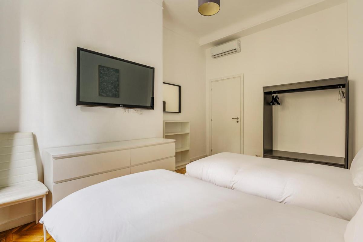 Luxury 4 Bedrooms Close To Duomo *