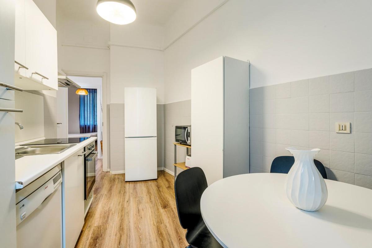 Apartment Luxury 4 Bedrooms Close To Duomo