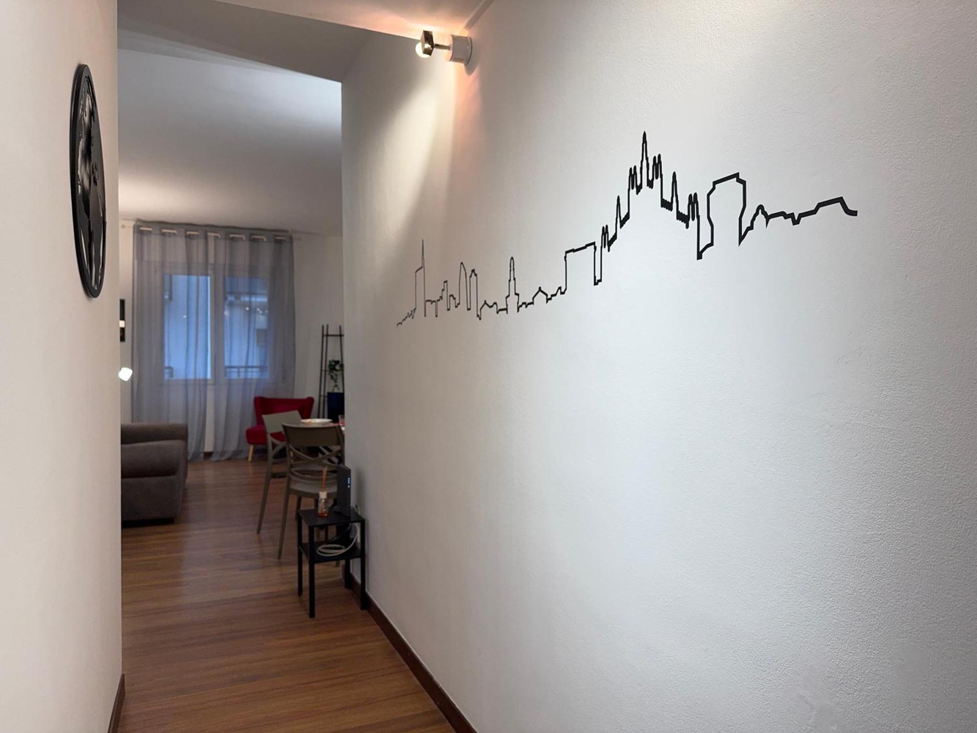 10' Linate Airport, Perfect For Visiting Apartment