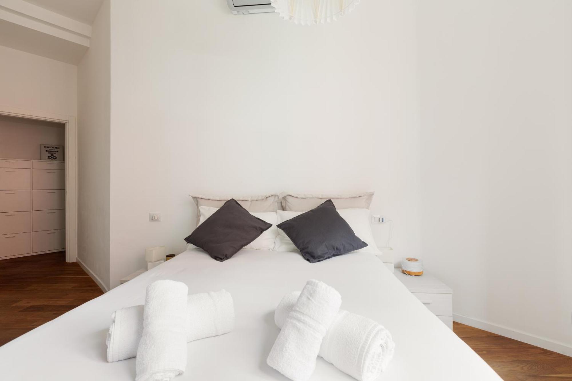 Apartment Repubblica - - Moderno Trilocale Milan