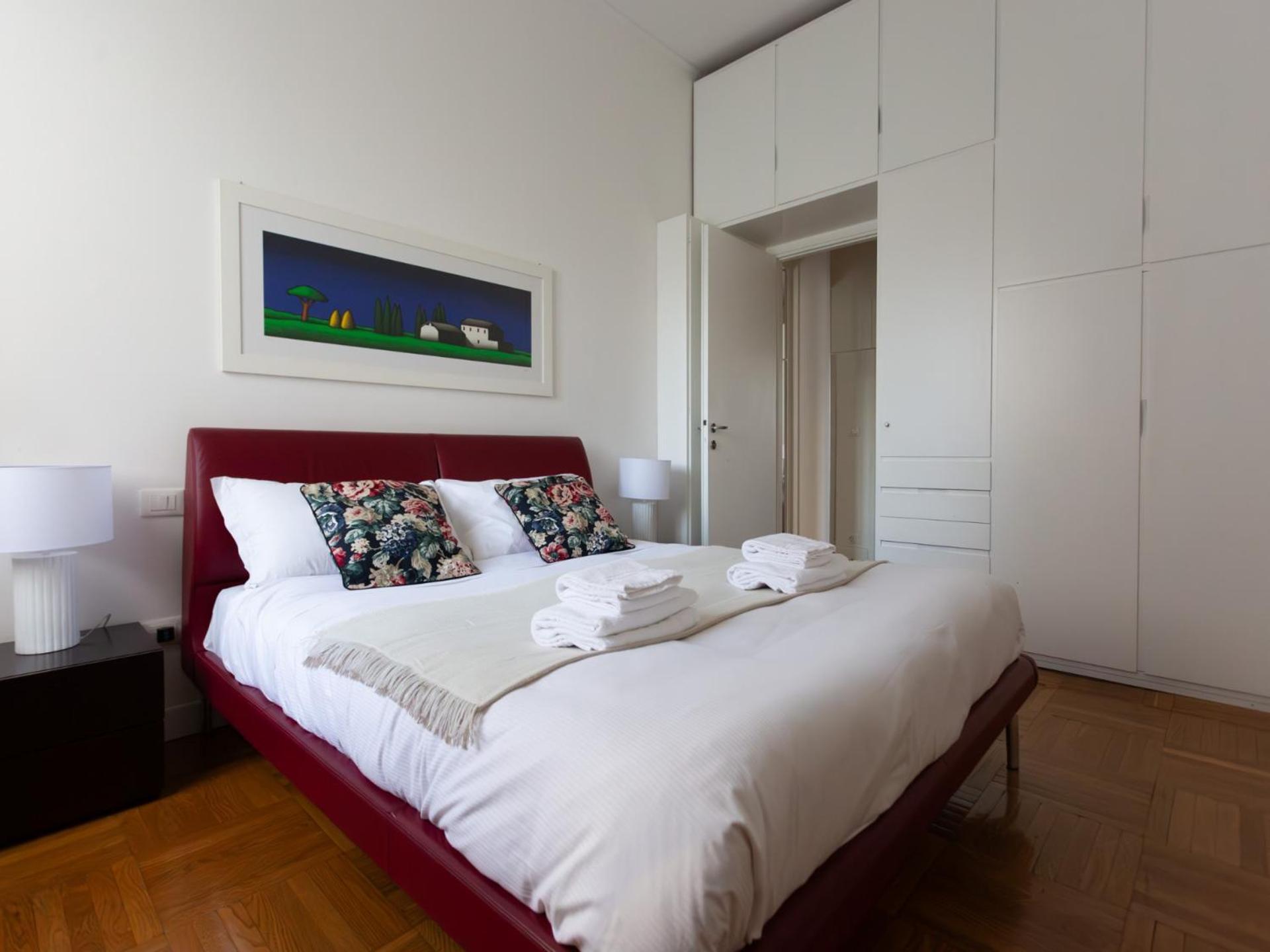 The Rent - Spacious Two-bedroom In Crocetta Apartamento Milão