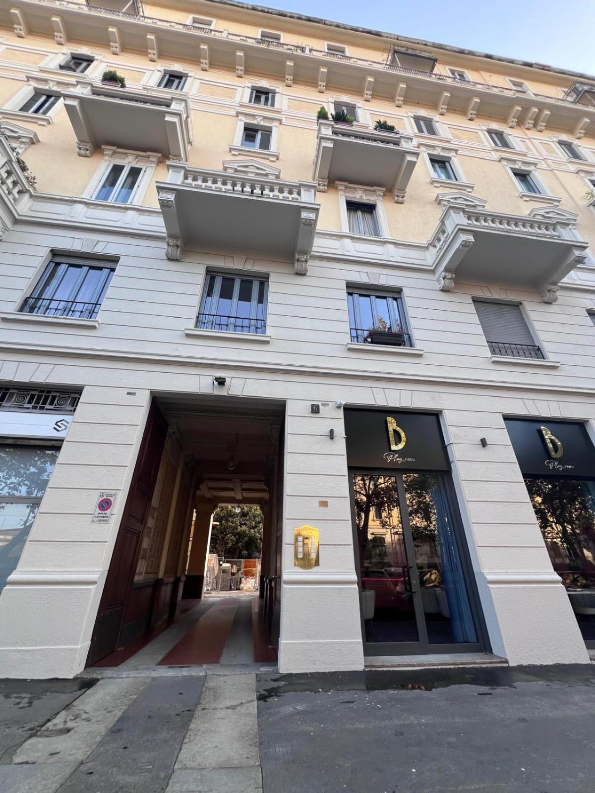 Kibilu - Via Valtellina - Quartiere Isola - Stazione Garibaldi - Monumentale - Vicinanze Brera