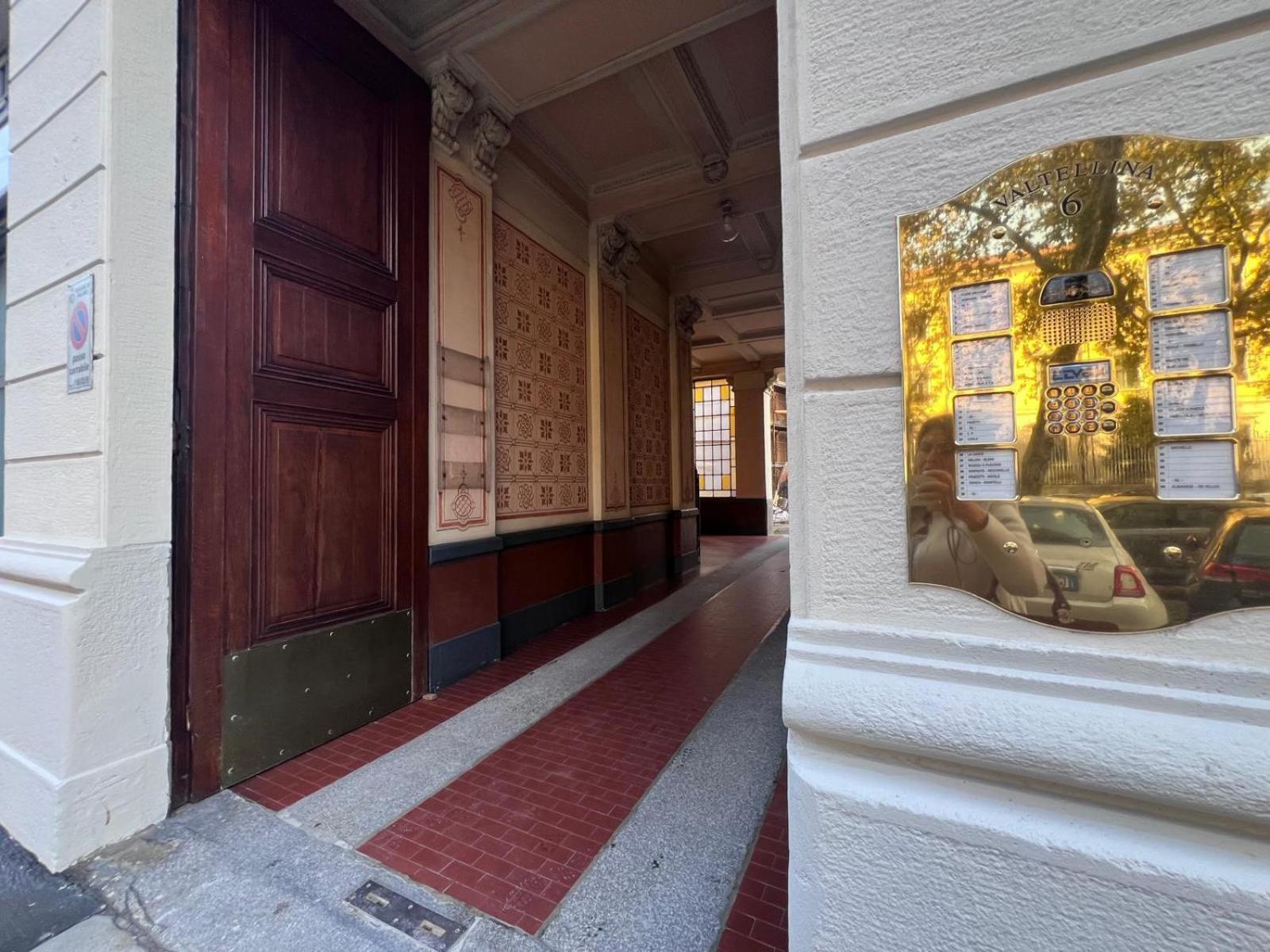 Apartment Kibilu - Via Valtellina - Quartiere Isola - Stazione Garibaldi - Monumentale - Vicinanze Brera