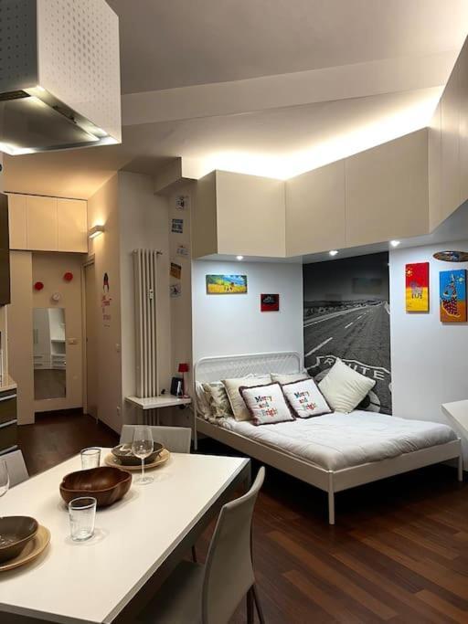 Apartment Il Nido Del Centro Storico-a Due Passi Dai Navigli E Dal Duomo *