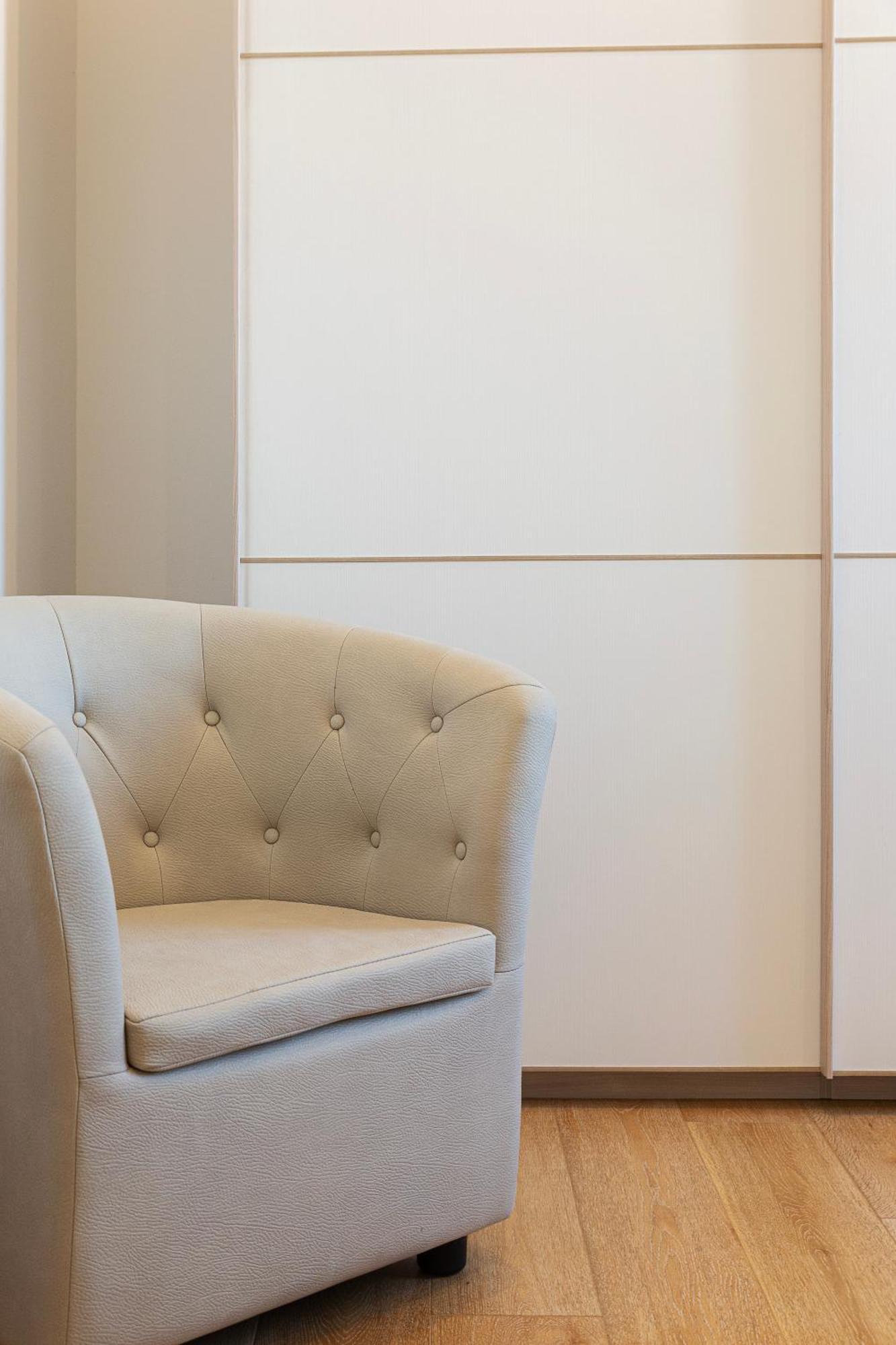 Flat 50m Station! Apartment *