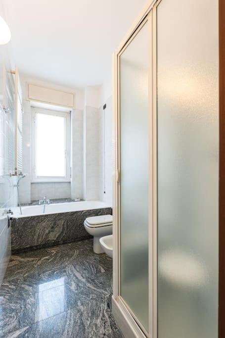 Fantastic Two Bedroom Zara 5th Fl- Mirable Pm Apartment *