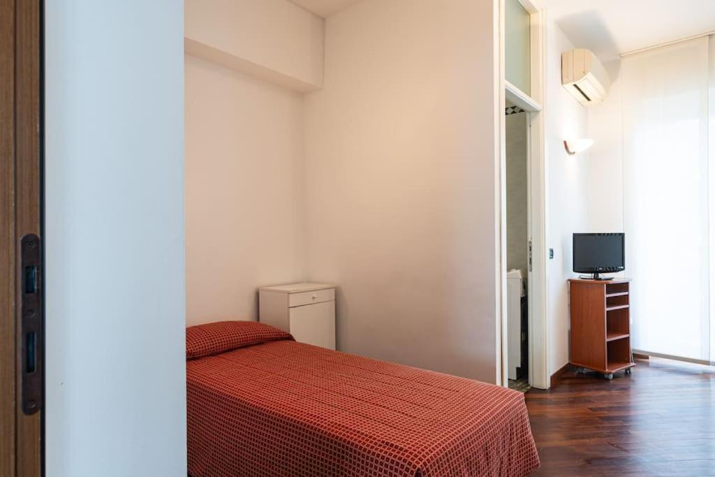 Fantastic Two Bedroom Zara 5th Fl- Mirable Pm Apartment *
