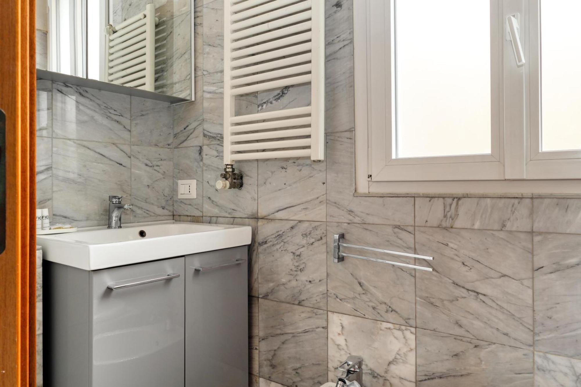Joivy Welcoming 1br Flat In Porta Garibaldi Apartment Milan
