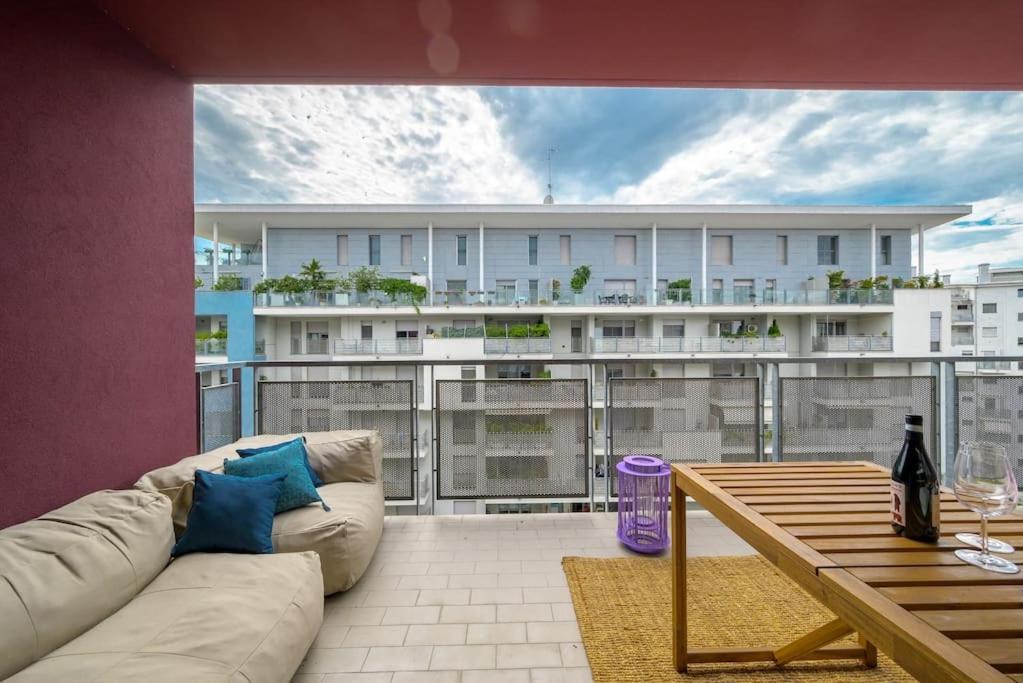 Near Duomo - Free Parking -terrace - Metro - Ac Apartment