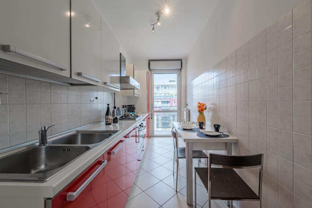 Apartment Near Duomo - Free Parking -terrace - Metro - Ac Milan
