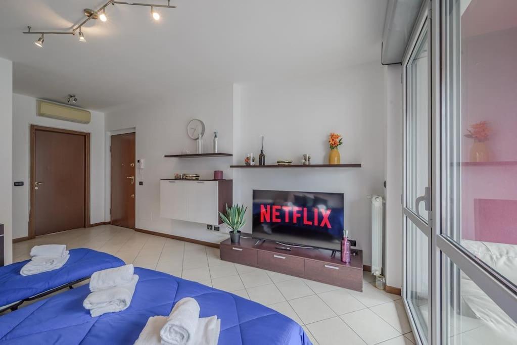 Near Duomo - Free Parking -terrace - Metro - Ac Apartment *