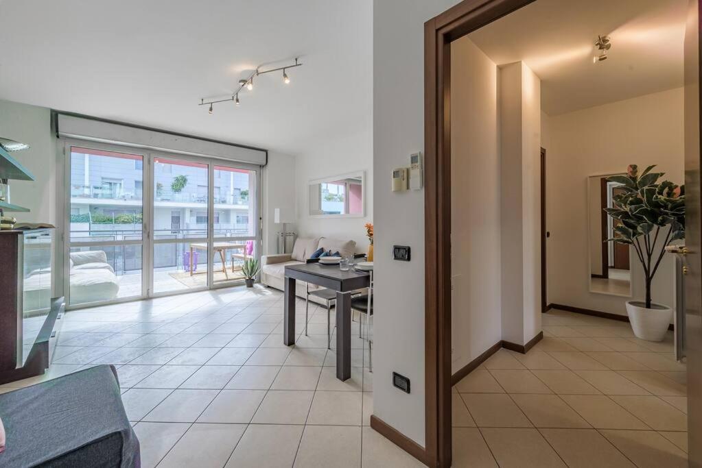 Near Duomo - Free Parking -terrace - Metro - Ac Apartment *