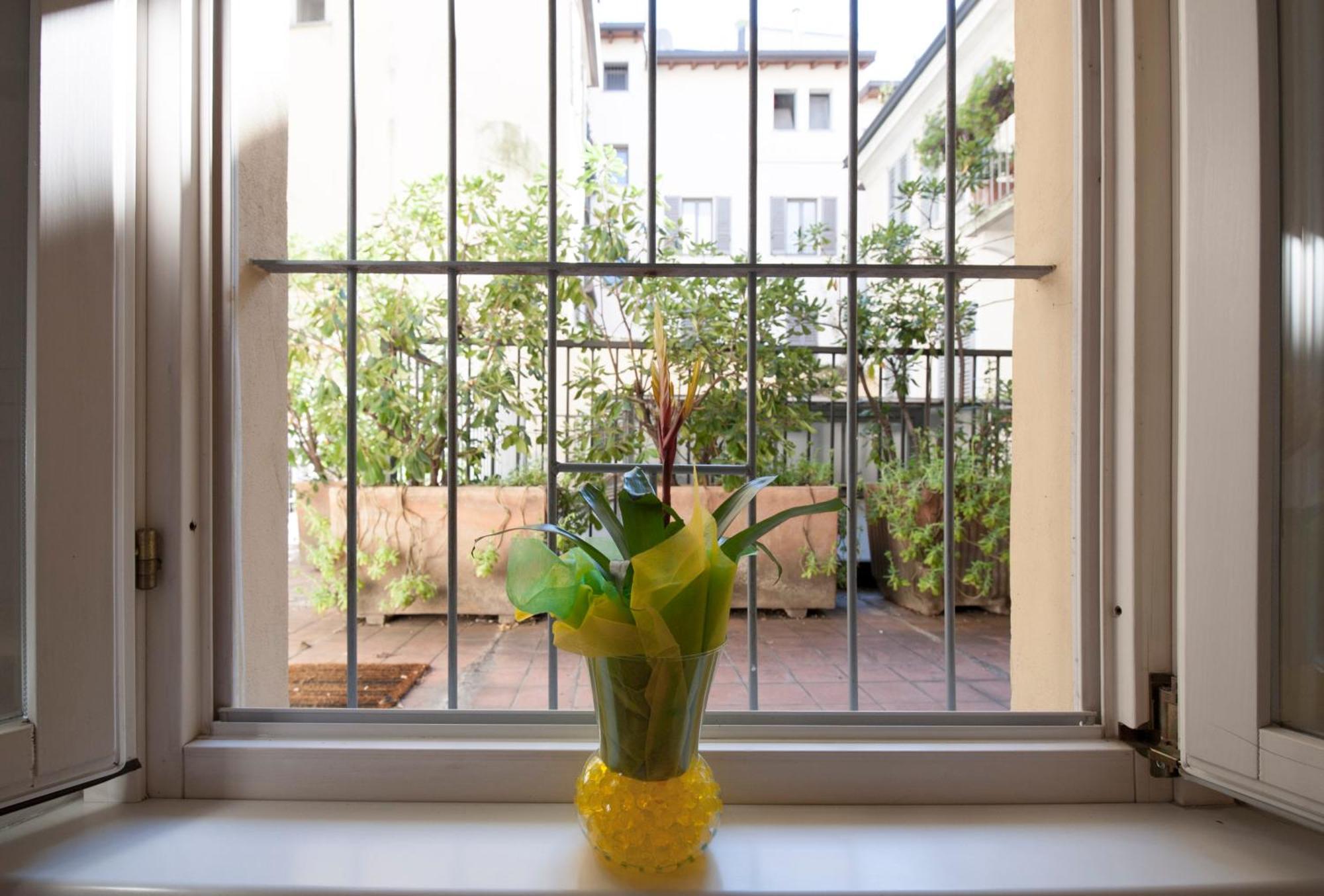 Montenapoleone Central - Best Location Possible Milan