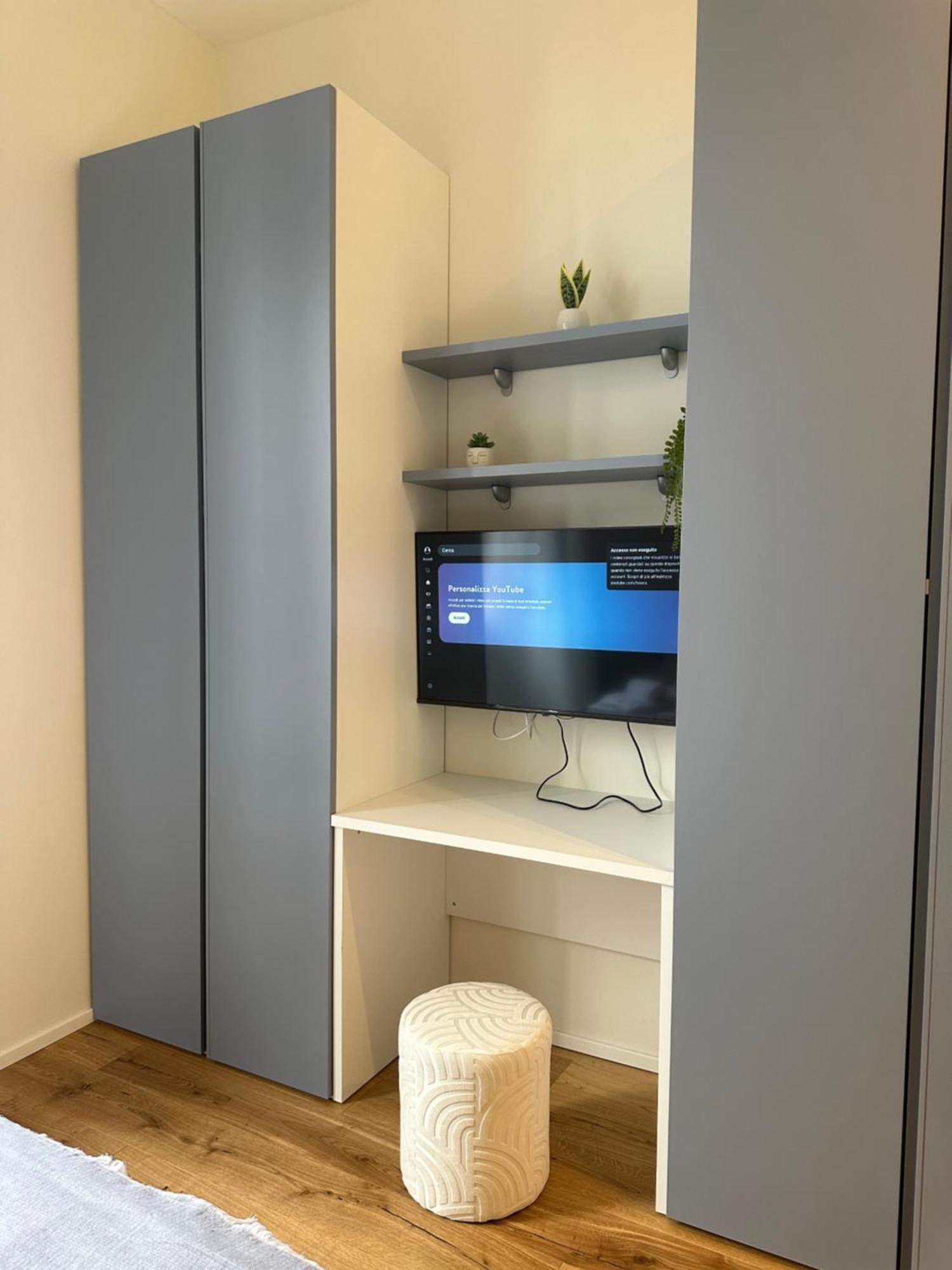 Private With Wi-fi Near Duomo Milan