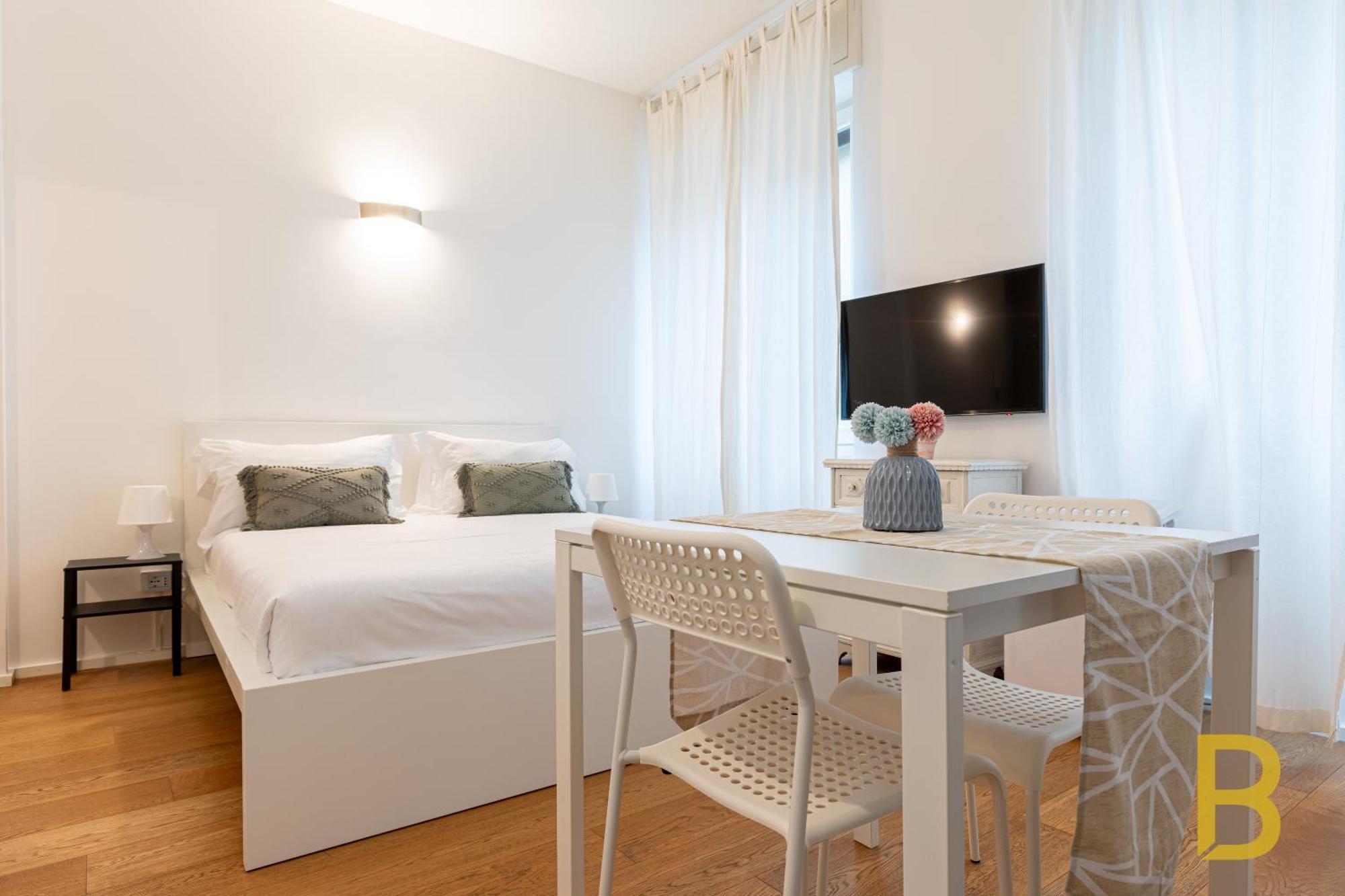 Beplace In De Amicis * Milan