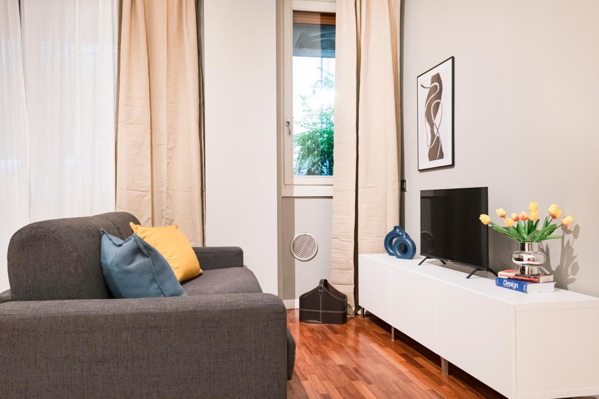 Brilliant Flat In Pta Venezia By Easylife Milano