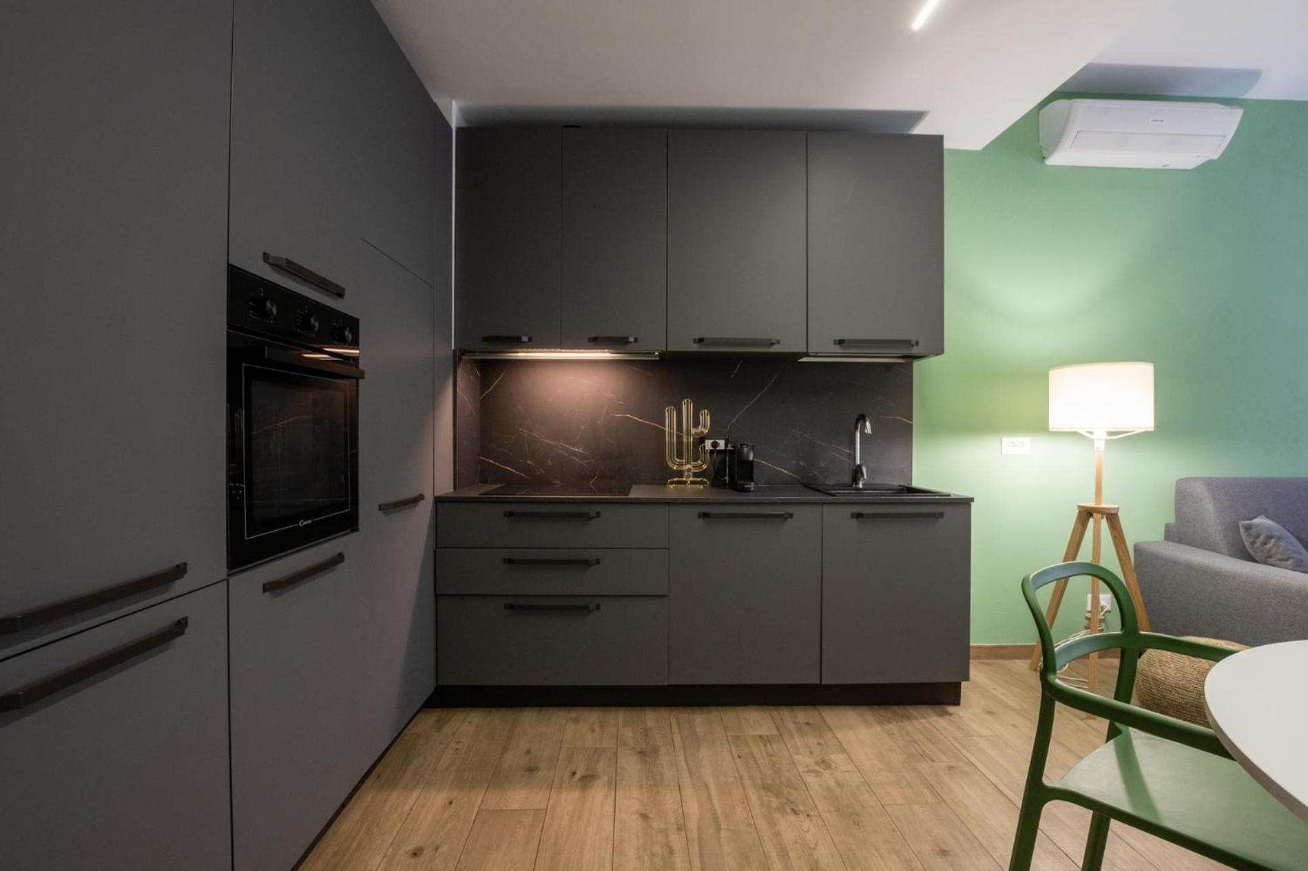 Gorki 11 - Modern Escape Apartment *