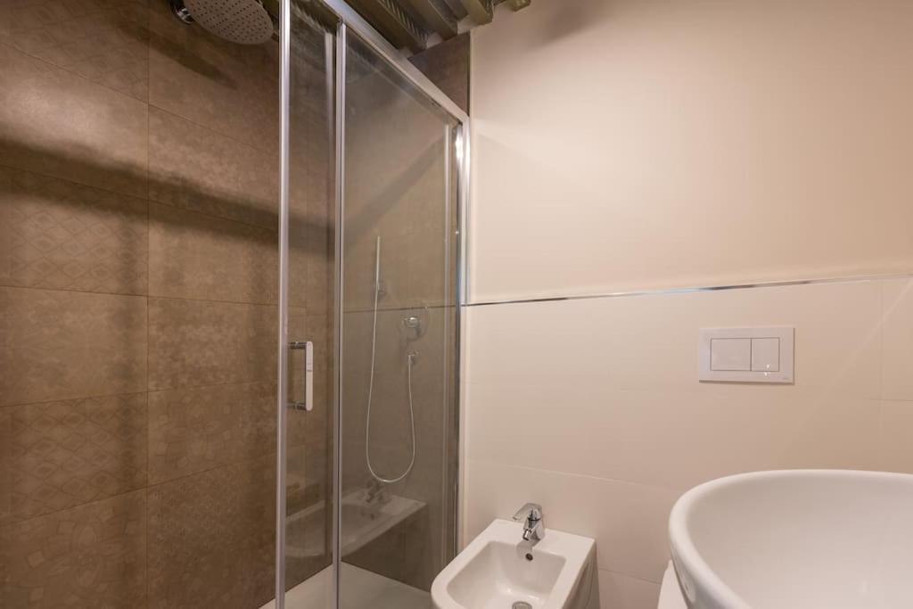 Sp15 -isola- Super Large Apartment Milan