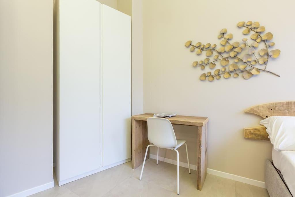 Sp15 -isola- Super Large Apartment